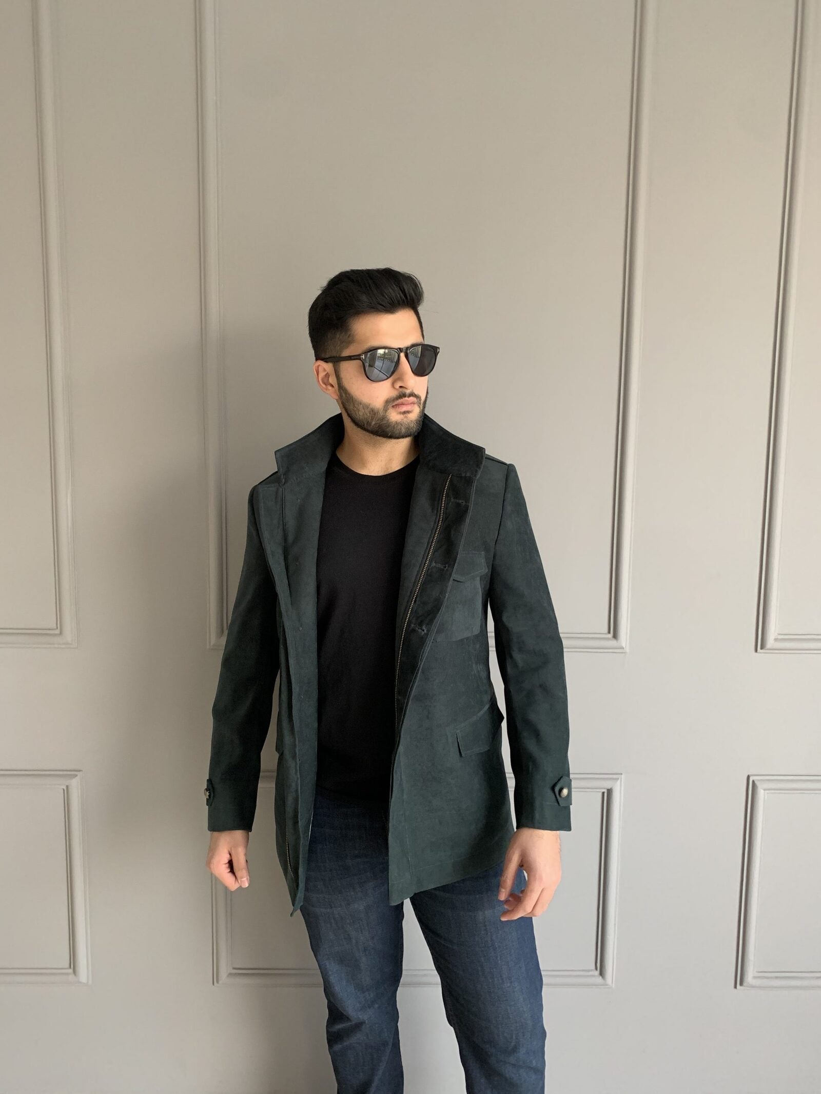 D8C15DC3-FC43-43A7-A4FE-9422E489C762