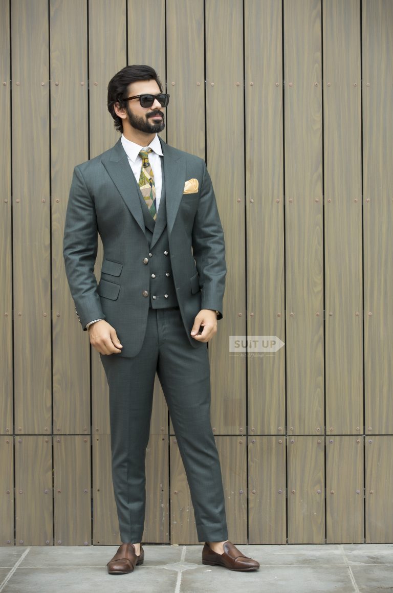 plain bottle green suit