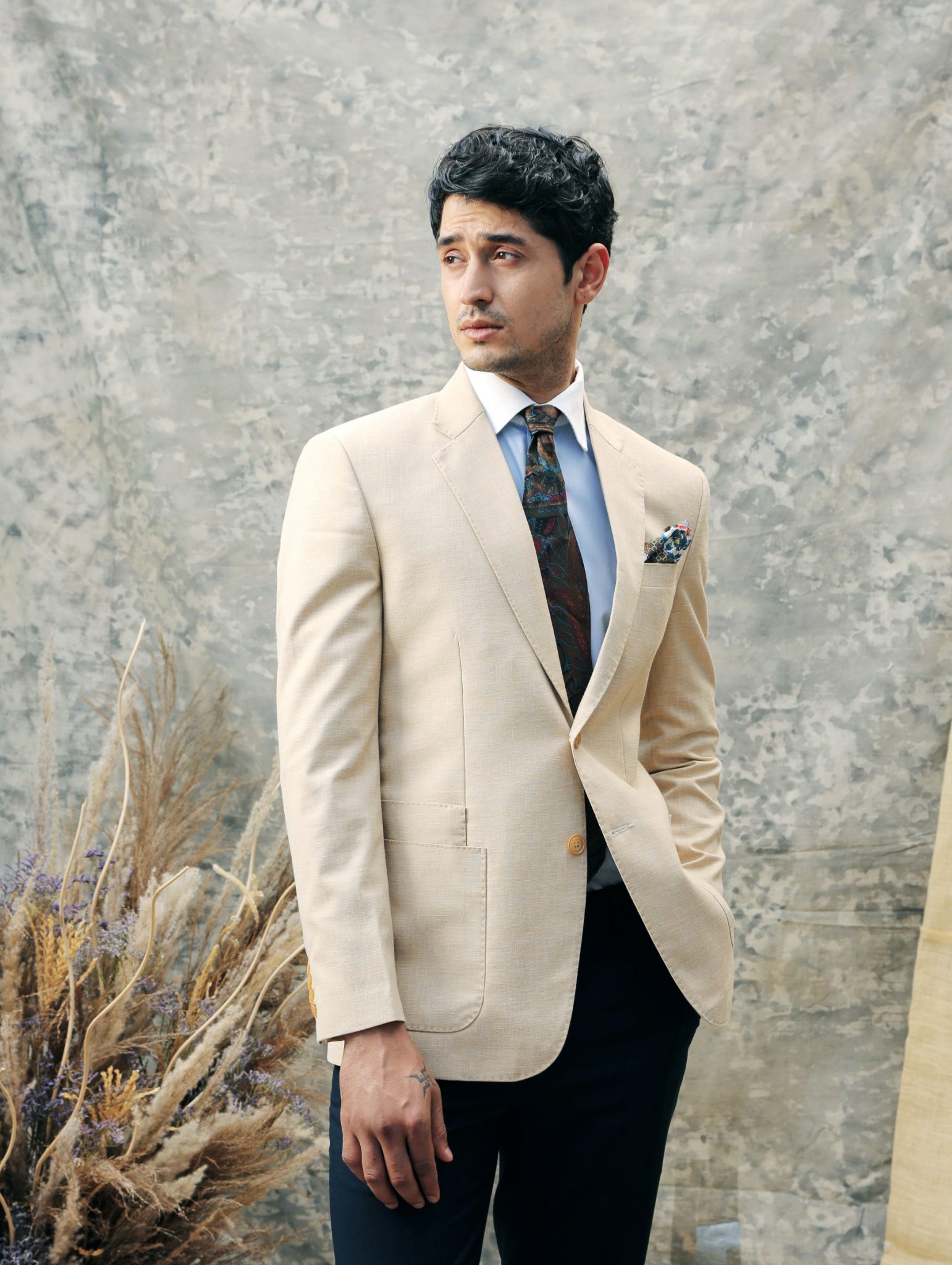 Cream linen blazer – Salil Jai Singh